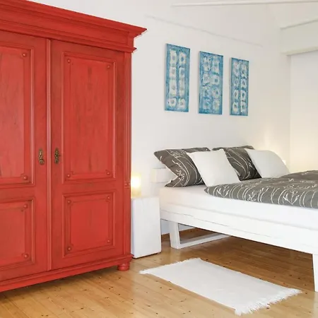 1 Bedroom Awesome In *